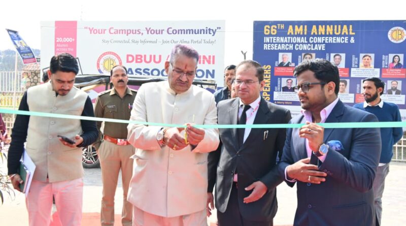 कैबिनेट मंत्री ने किया प्रगतिशील किसानों को सम्मानित