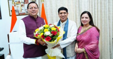 नवनियुक्त कैबिनेट मंत्री प्रदीप बत्रा ने की सीएम से मुलाकात नवनियुक्त कैबिनेट मंत्री प्रदीप बत्रा ने की सीएम से मुलाकात