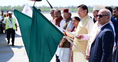मुख्यमंत्री ने किया देहरादून – पिथौरागढ़ विमान सेवा का शुभारंभ