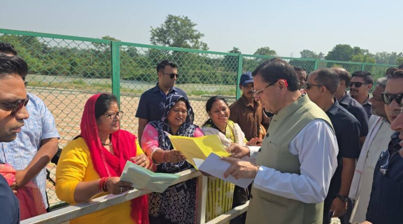 सीएम ने दिये समस्याओं का समाधान करने के निर्देश