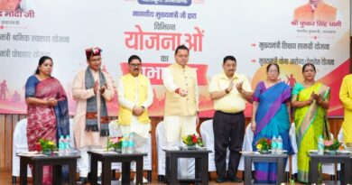 मुख्यमंत्री स्वास्थ्य योजना के अन्तर्गत 02 मेडिकल मोबाइल वैन का फ्लैग ऑफ