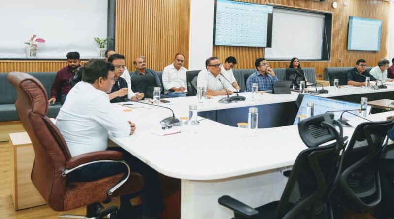 मुख्य सचिव ने ली राजस्व वृद्धि के सम्बन्ध में बैठक