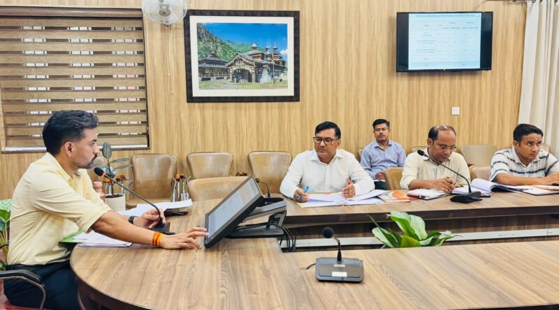 एग्रीस्टैक के माध्यम से किसानों की भूमि व फसल संबंधी जानकारी होगी डिजिटल : डीएम
