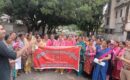 आशा स्वास्थ्य कार्यकत्री यूनियन का ट्रांजिट हॉस्टल पर धरना