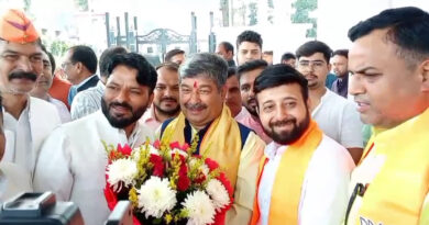 भाजपा के राज्यसभा प्रत्याशी दिनेश आर्य ने किया नामांकन
