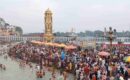 पितृ अमावस्या पर धर्मनगरी में पितृ तर्पण के लिए पहंुचे लाखों श्रद्धालु