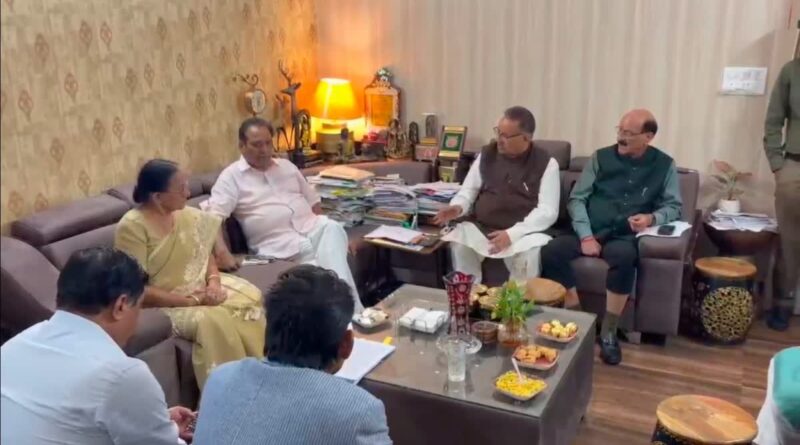 देहरादून की हजारों दुकानों पर बंदी का संकट, आवासीय नक्शे पर व्यावसायिक गतिविधियों पर चलेगा डंडा