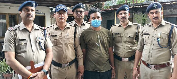 भाजपा पार्षद के घर चोरी मामले में नेपाली गैंग का सदस्य गिरफ्तार,अन्य की तलाश जारी